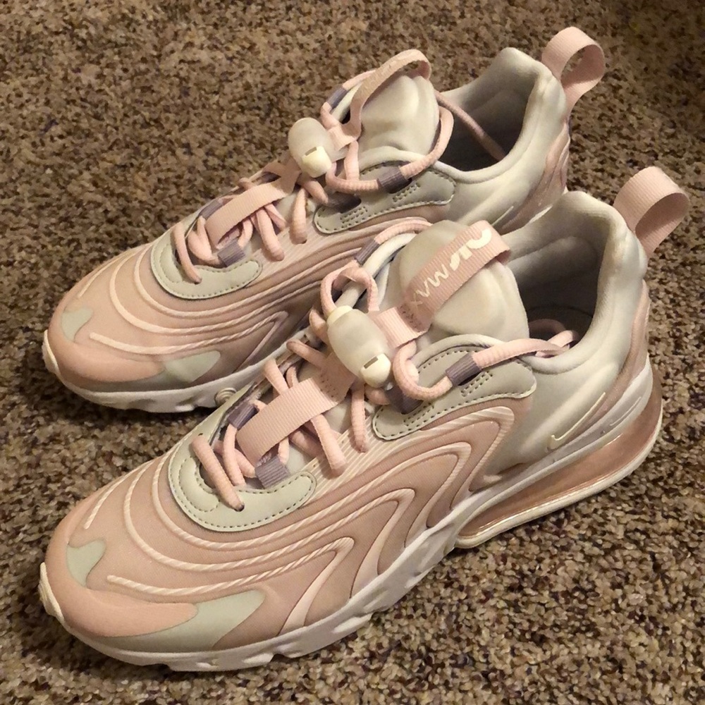 Women’s Air Max 270 React